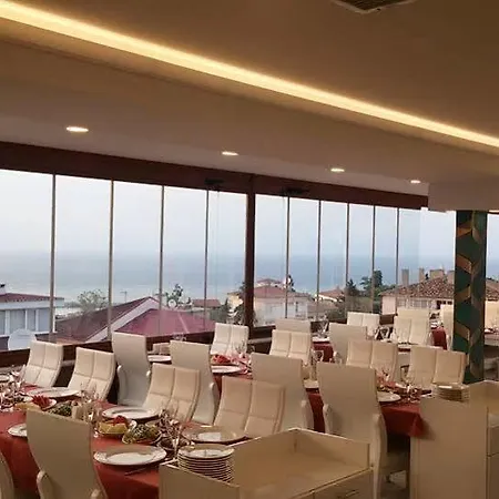 Hermias Marin Hotel 3*